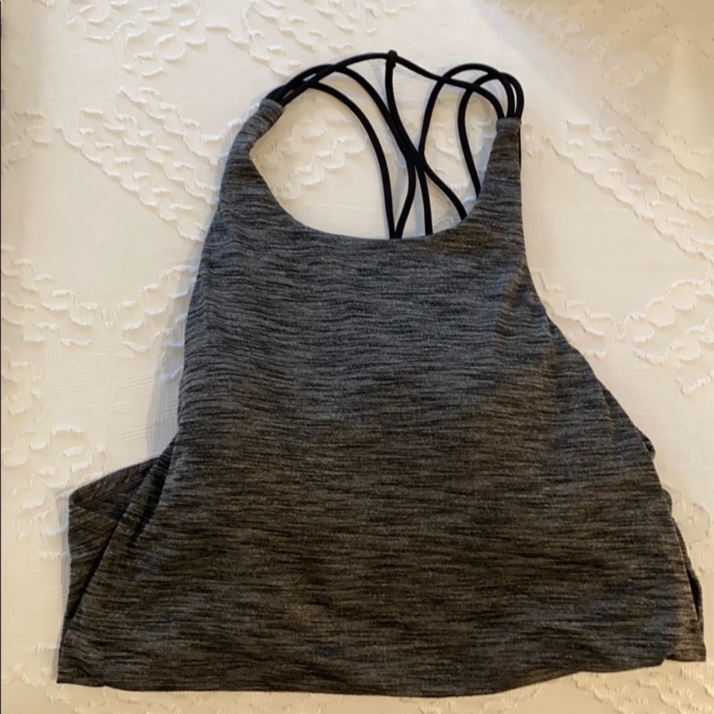 Lululemon top